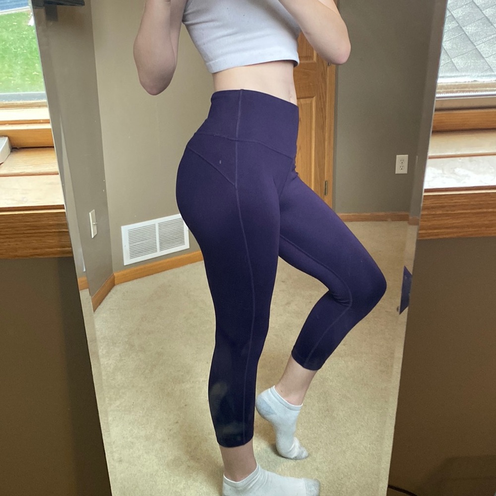 Marika Sport Capris Leggings